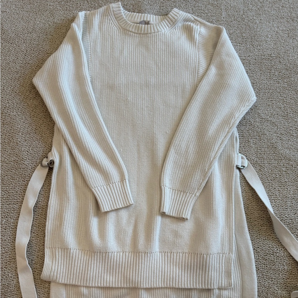 Athleta Cream Crew Neck Sweater